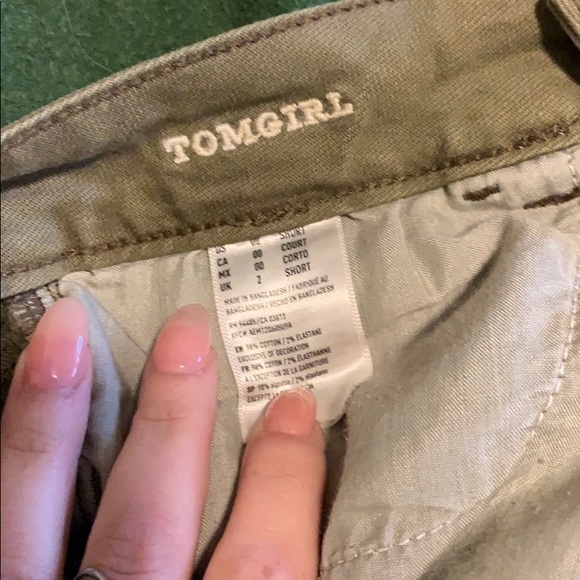 American eagle tomgirl jeans - Picture 2 of 4